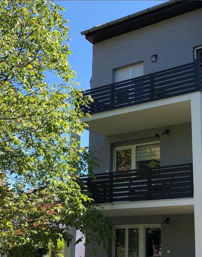 Apartman Bloom Osijek Exterior foto